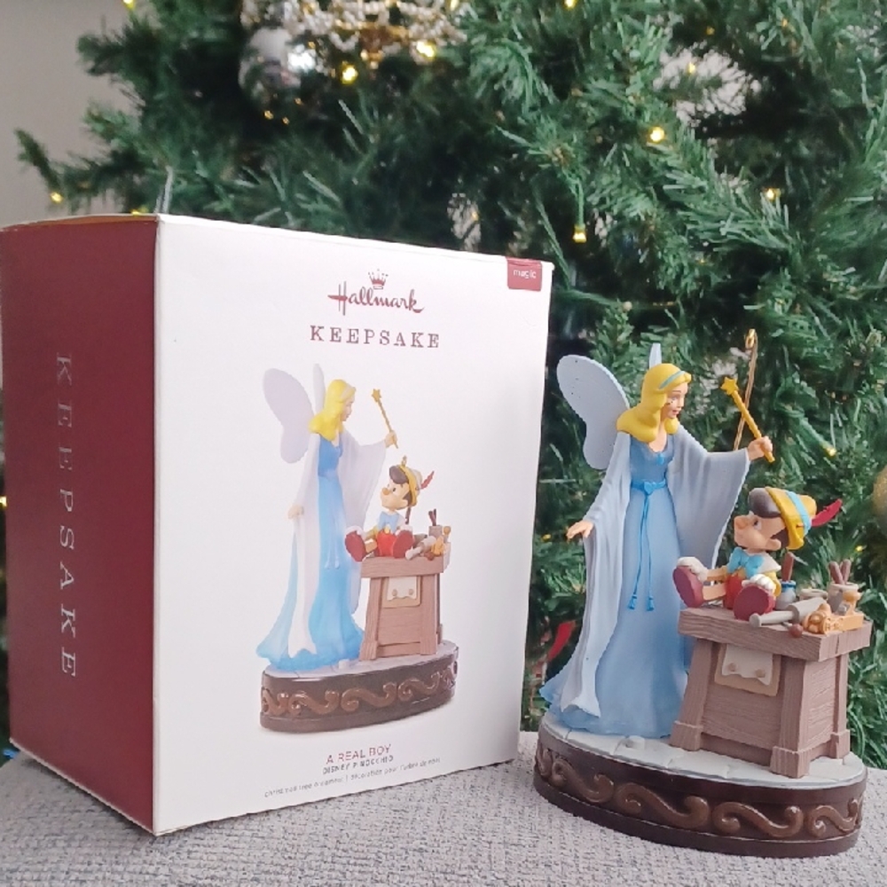 Hallmark Keepsake Pinocchio & The Blue Fairy A Real Boy Light & Sound Ornament